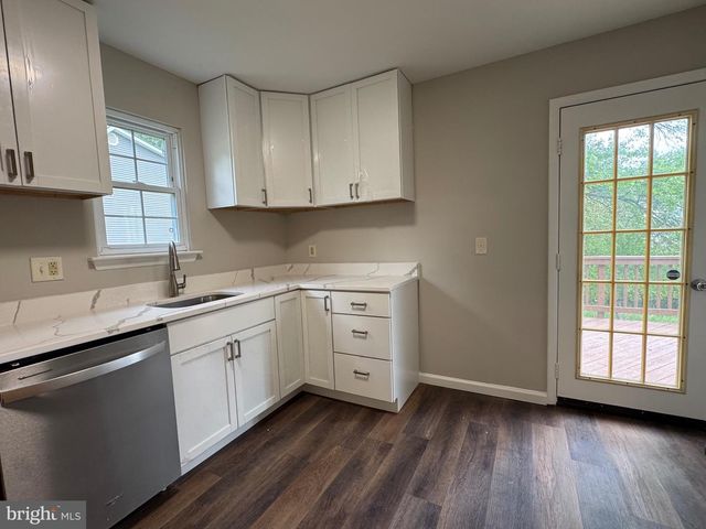5372 SENECA CT, Woodbridge, VA 22193