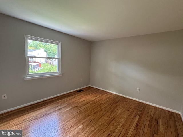 5372 SENECA CT, Woodbridge, VA 22193