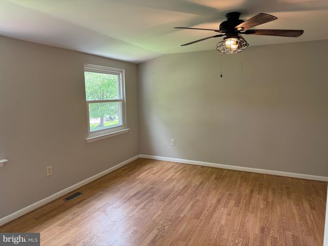 5372 SENECA CT, Woodbridge, VA 22193