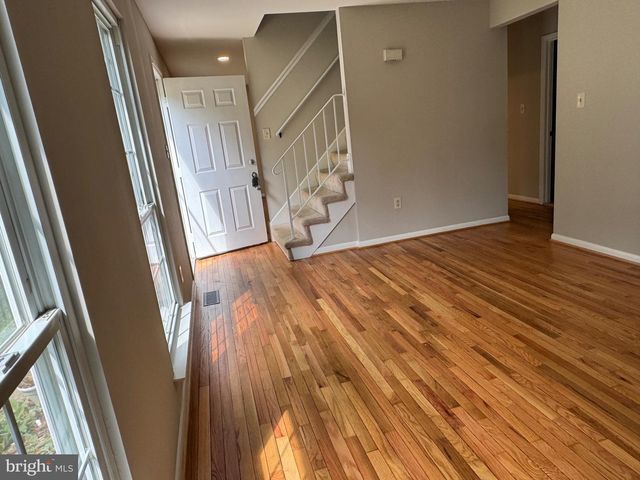 5372 SENECA CT, Woodbridge, VA 22193