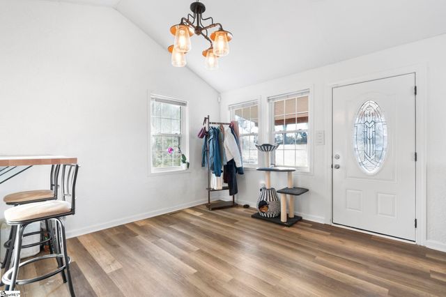 3 Fairlane Circle, Greenville, SC 29607