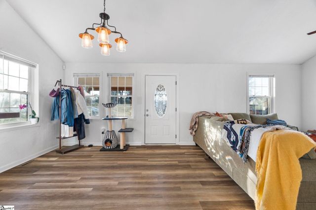 3 Fairlane Circle, Greenville, SC 29607