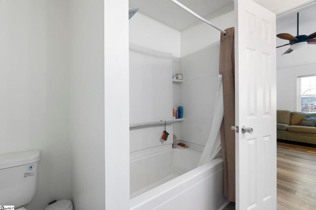 3 Fairlane Circle, Greenville, SC 29607