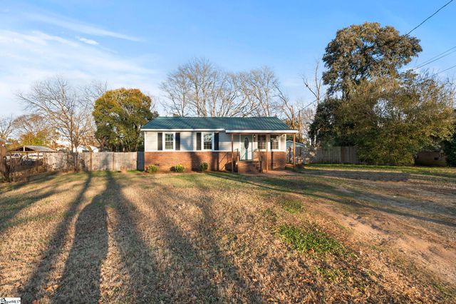 3 Fairlane Circle, Greenville, SC 29607