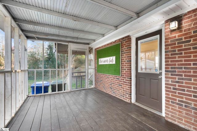 3 Fairlane Circle, Greenville, SC 29607