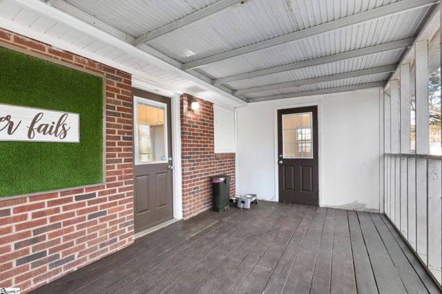 3 Fairlane Circle, Greenville, SC 29607