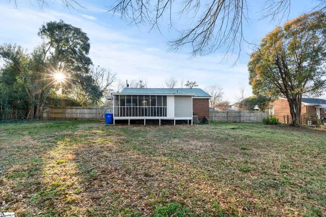 3 Fairlane Circle, Greenville, SC 29607