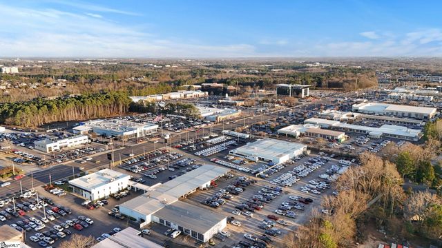 3 Fairlane Circle, Greenville, SC 29607