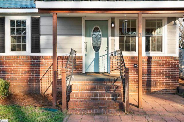 3 Fairlane Circle, Greenville, SC 29607