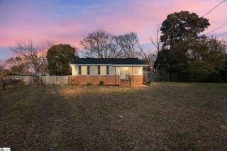 3 Fairlane Circle, Greenville, SC 29607