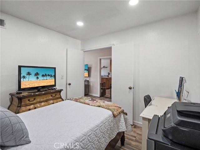 16610 Shinedale Drive, Canyon Country (santa Clarita), CA 91387