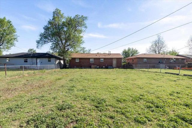 4813 NW Lindy Ave, Lawton, OK 73505