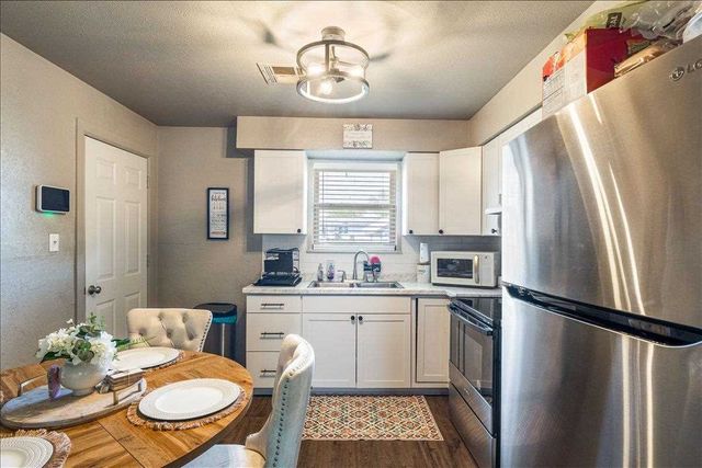 4813 NW Lindy Ave, Lawton, OK 73505