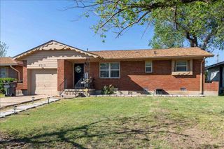 4813 NW Lindy Ave, Lawton, OK 73505