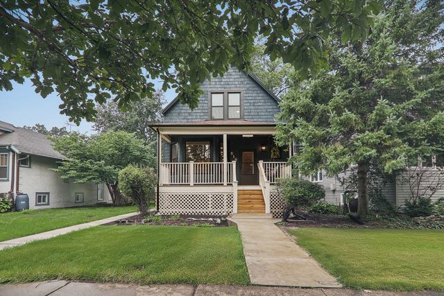 819 Mapleton Avenue, Oak Park, IL 60302