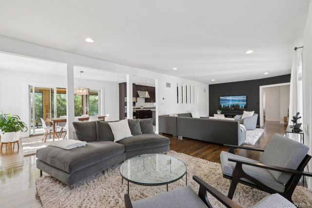 187 Thornbury Road, Scarsdale, NY 10583