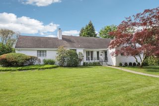 187 Thornbury Road, Scarsdale, NY 10583