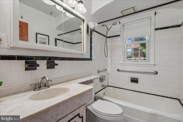 9412 DANA VISTA RD, Baltimore, MD 21236