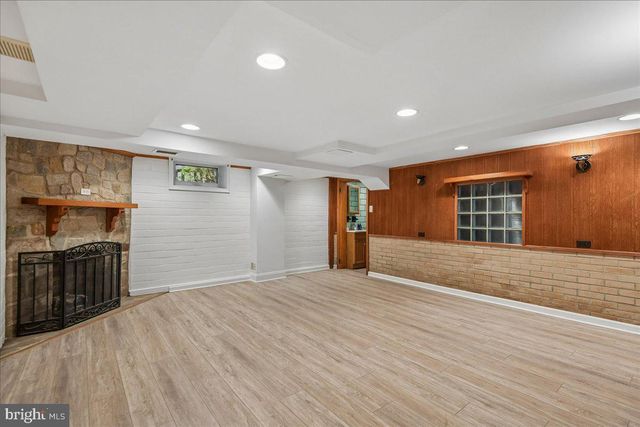 9412 DANA VISTA RD, Baltimore, MD 21236