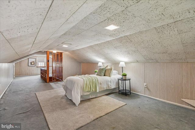 9412 DANA VISTA RD, Baltimore, MD 21236