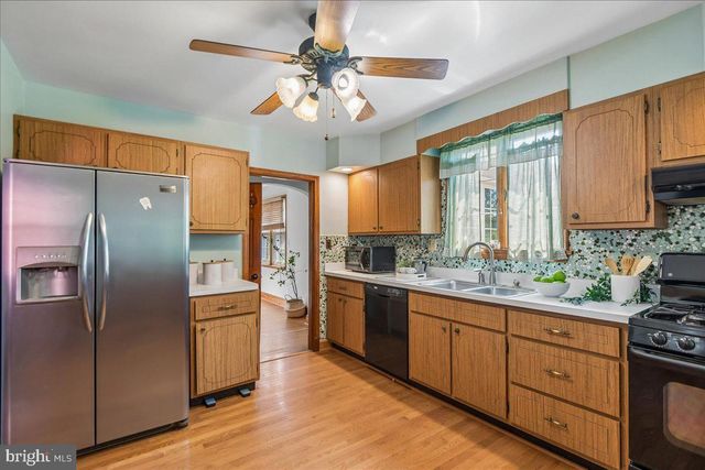 9412 DANA VISTA RD, Baltimore, MD 21236