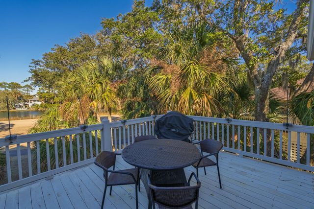 55 Rice Lane, Edisto Island, SC 29438