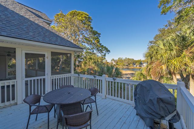 55 Rice Lane, Edisto Island, SC 29438