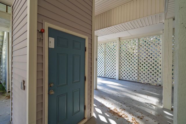 55 Rice Lane, Edisto Island, SC 29438