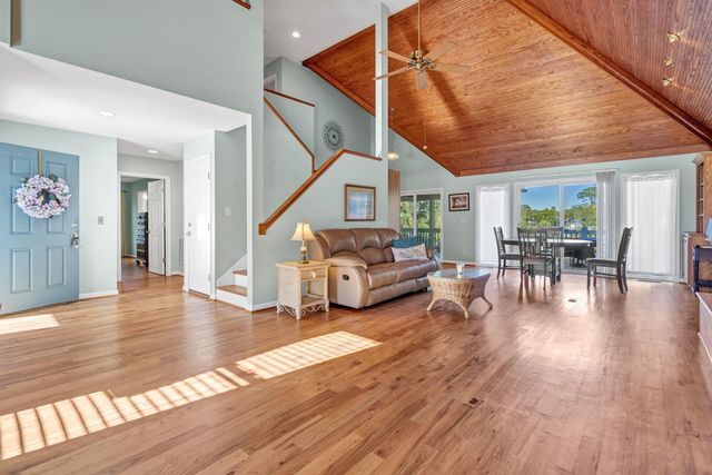 55 Rice Lane, Edisto Island, SC 29438