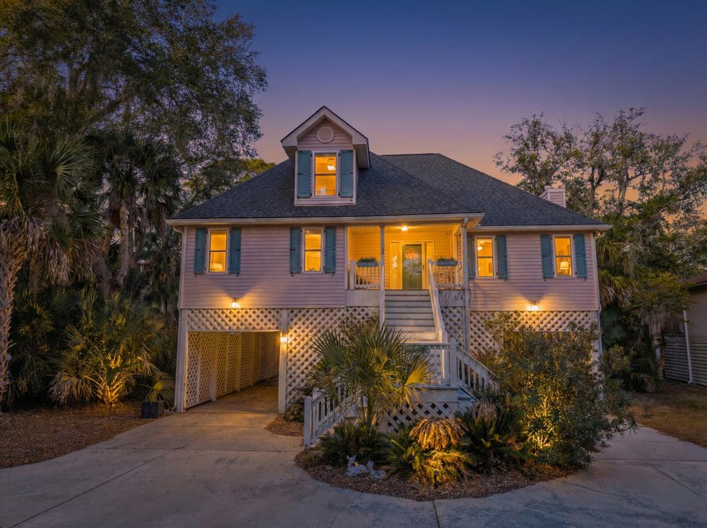 55 Rice Lane, Edisto Island, SC 29438