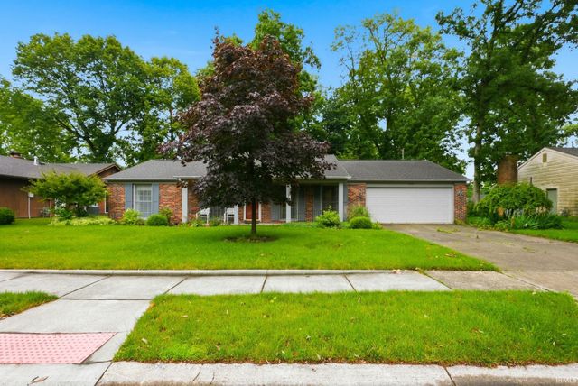 1612 Benham Drive, Fort Wayne, IN 46815