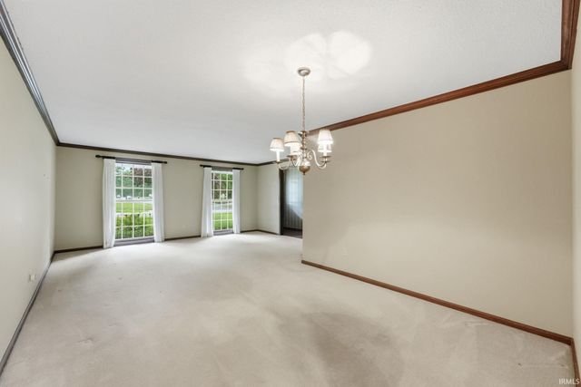 1612 Benham Drive, Fort Wayne, IN 46815