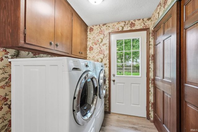 1612 Benham Drive, Fort Wayne, IN 46815