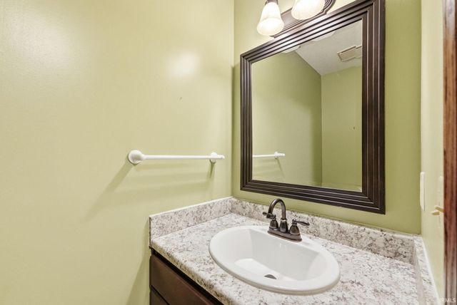 1612 Benham Drive, Fort Wayne, IN 46815