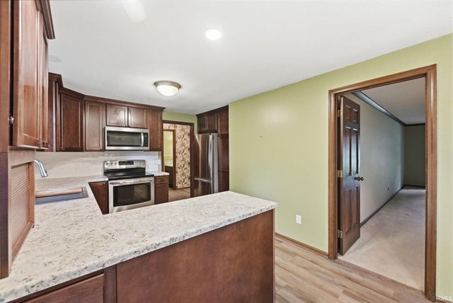 1612 Benham Drive, Fort Wayne, IN 46815