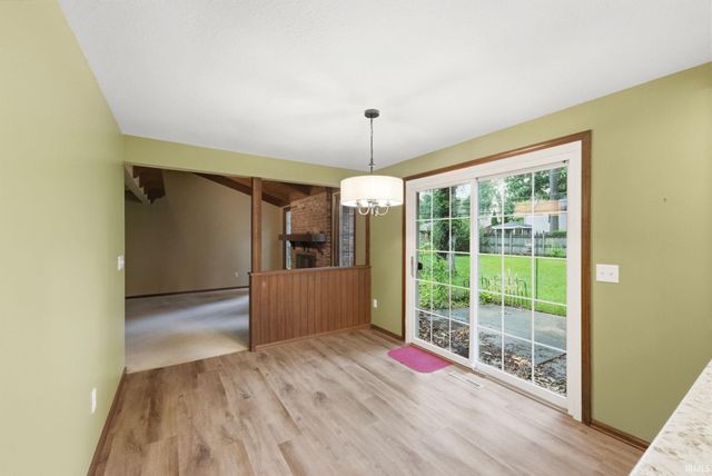 1612 Benham Drive, Fort Wayne, IN 46815