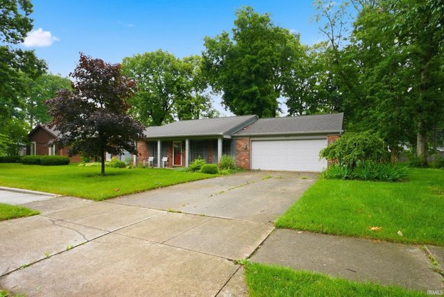 1612 Benham Drive, Fort Wayne, IN 46815