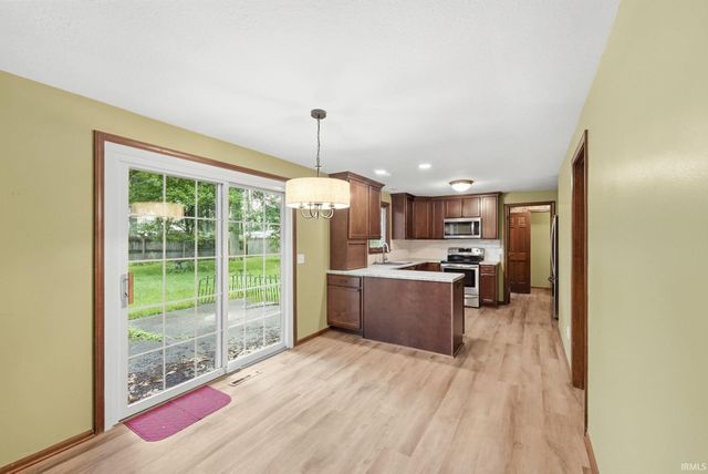 1612 Benham Drive, Fort Wayne, IN 46815