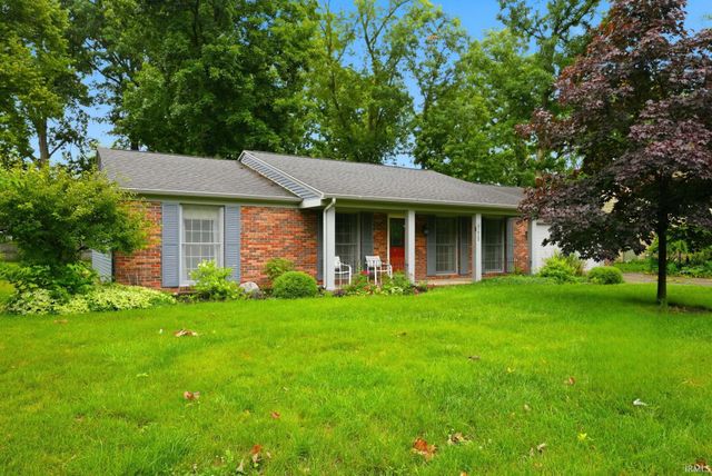 1612 Benham Drive, Fort Wayne, IN 46815