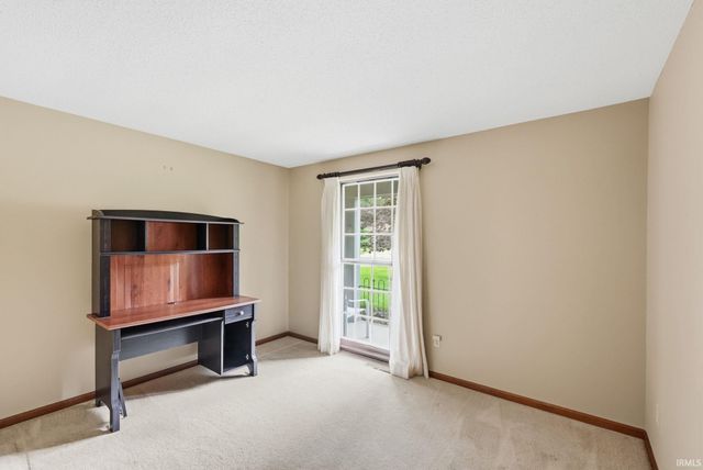1612 Benham Drive, Fort Wayne, IN 46815
