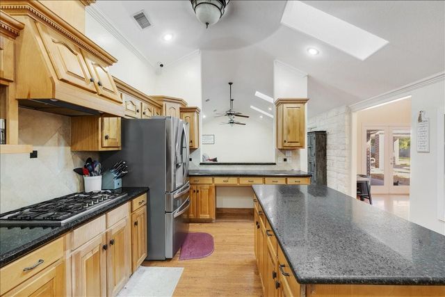 3755 County Road 949b, Alvin, TX 77511