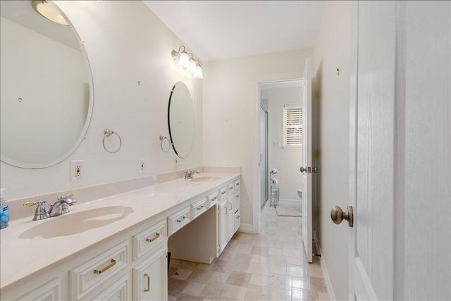 3755 County Road 949b, Alvin, TX 77511