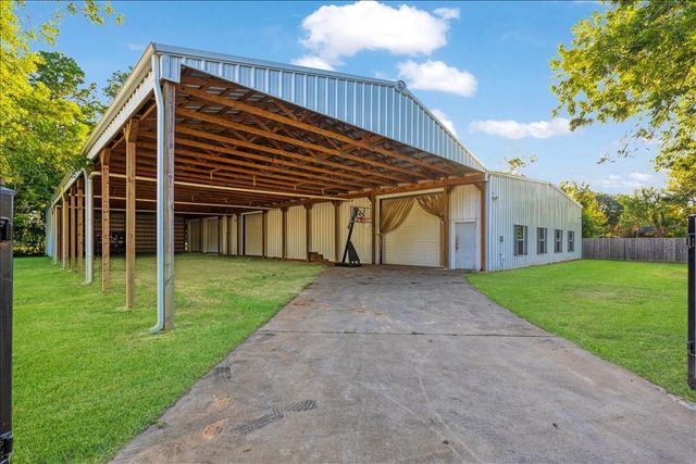 3755 County Road 949b, Alvin, TX 77511