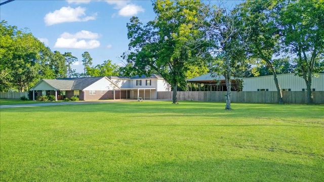 3755 County Road 949b, Alvin, TX 77511