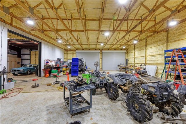 3755 County Road 949b, Alvin, TX 77511