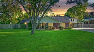 3755 County Road 949b, Alvin, TX 77511
