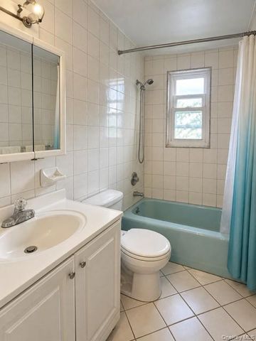 306 Peters Avenue, East Meadow, NY 11554