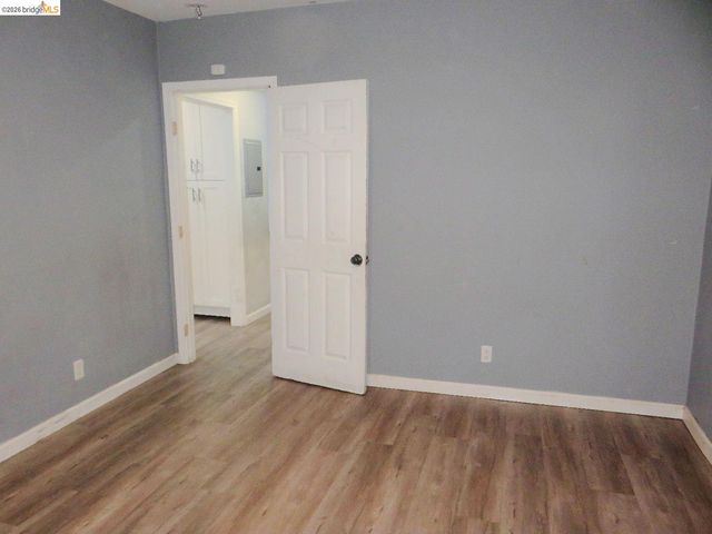 1649 72Nd Ave, Oakland, CA 94621