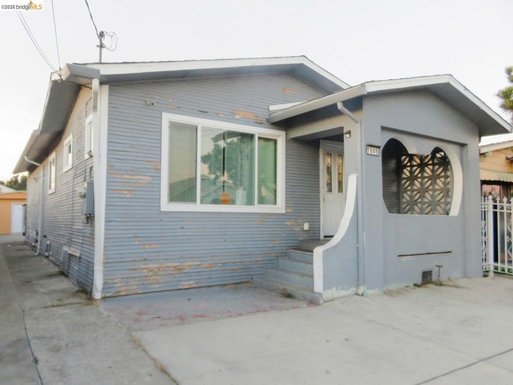 1649 72Nd Ave, Oakland, CA 94621