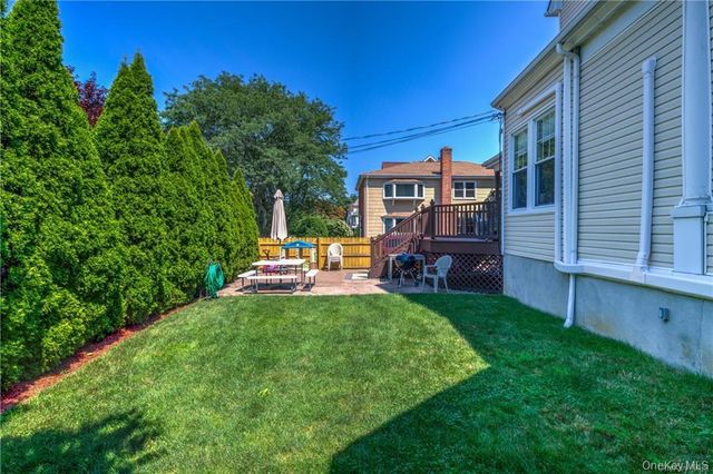 221 E Sidney Avenue 1, Mount Vernon, NY 10550